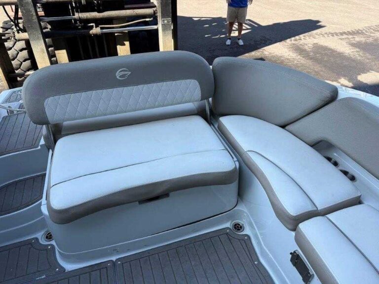 2023 Crownline E275 - Arch - JUST REDUCED!!! US-KIS88784F223 [photo 17]